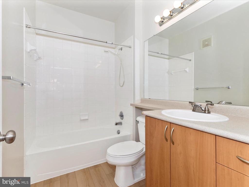 13506 DERRY GLEN COURT Unit: 402