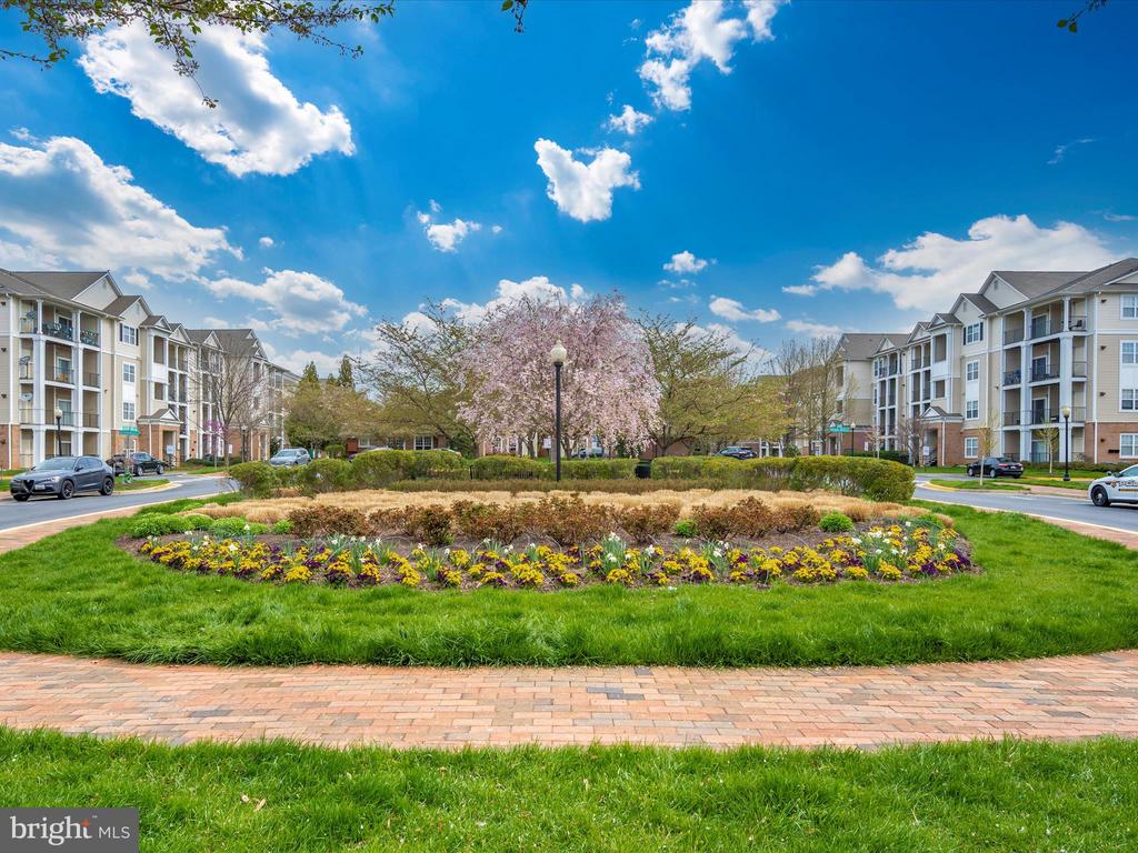 13506 DERRY GLEN COURT Unit: 402