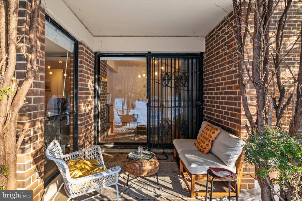 2110 BONNYWOOD LANE 3-102