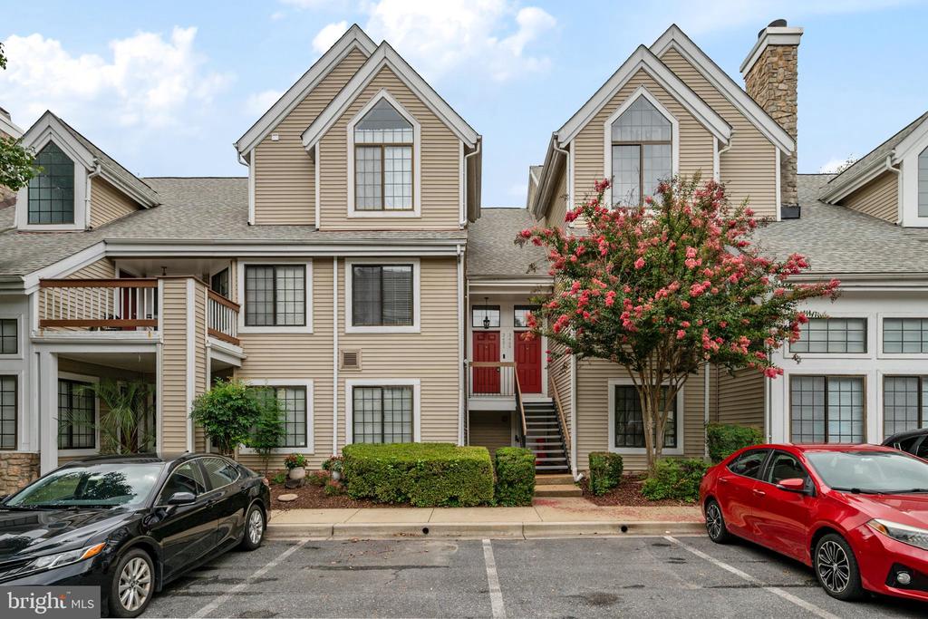 3451 HEWITT AVENUE Unit: 205