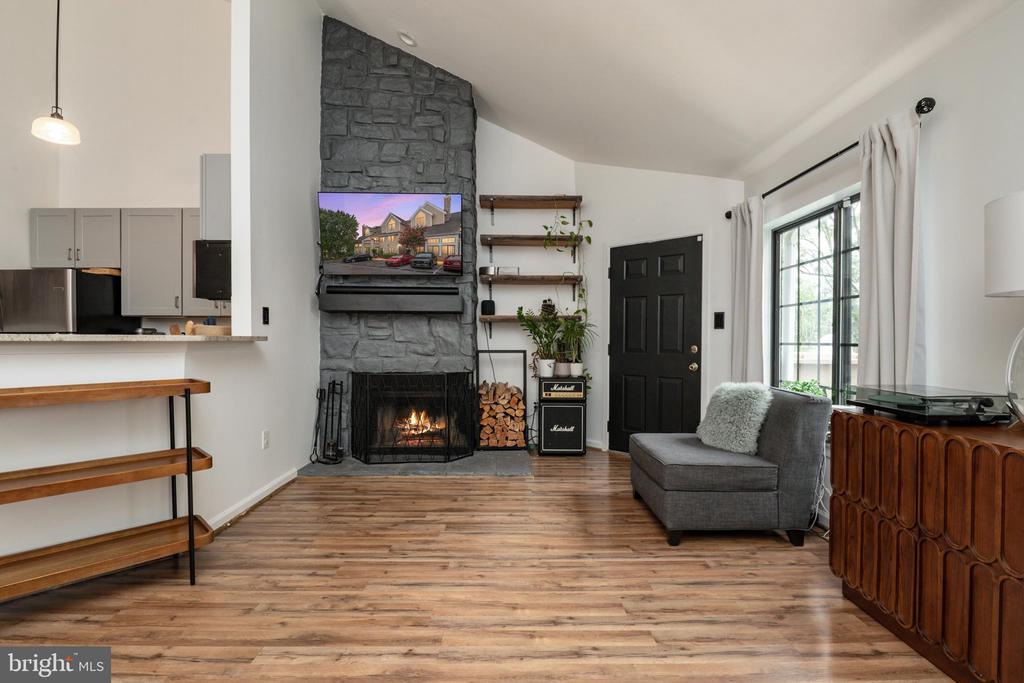 3451 HEWITT AVENUE Unit: 205