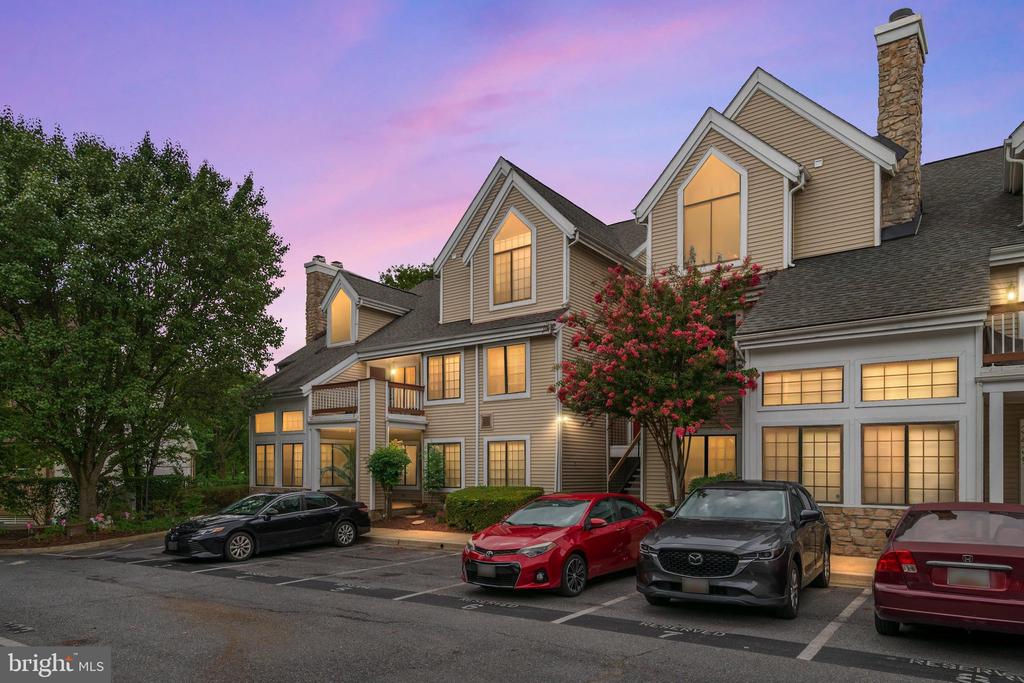 3451 HEWITT AVENUE Unit: 205