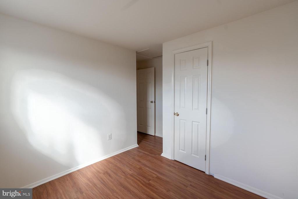 3713 CASTLE Unit: 123-16