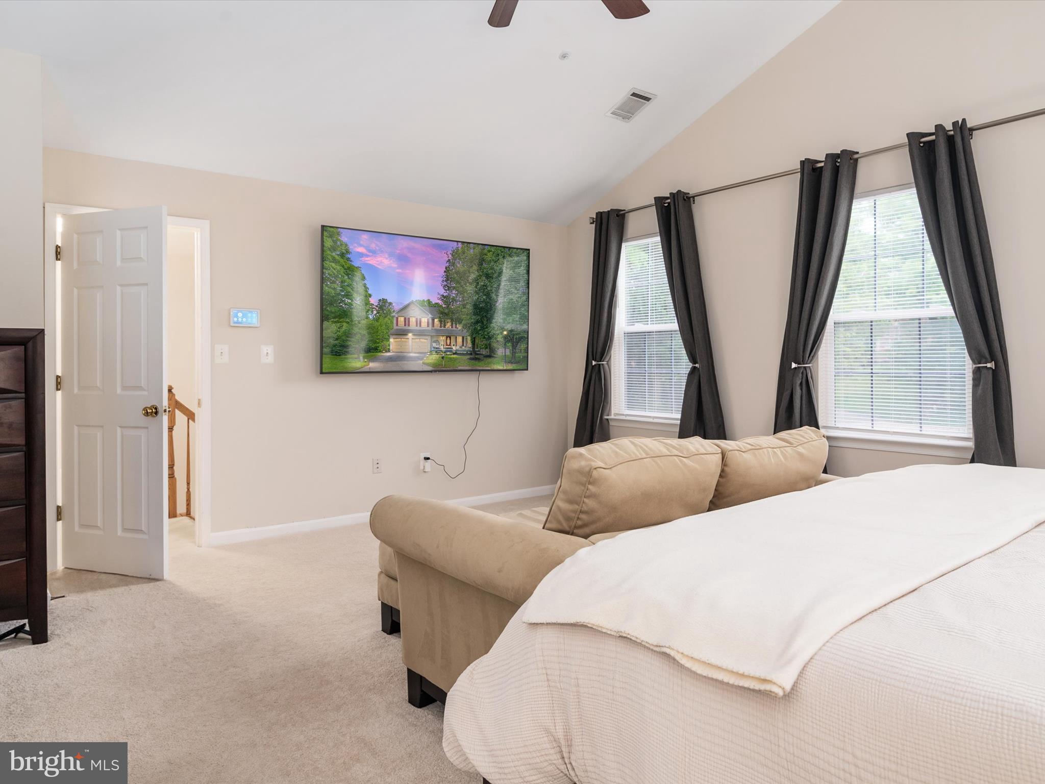 8500 TOPAZ COURT