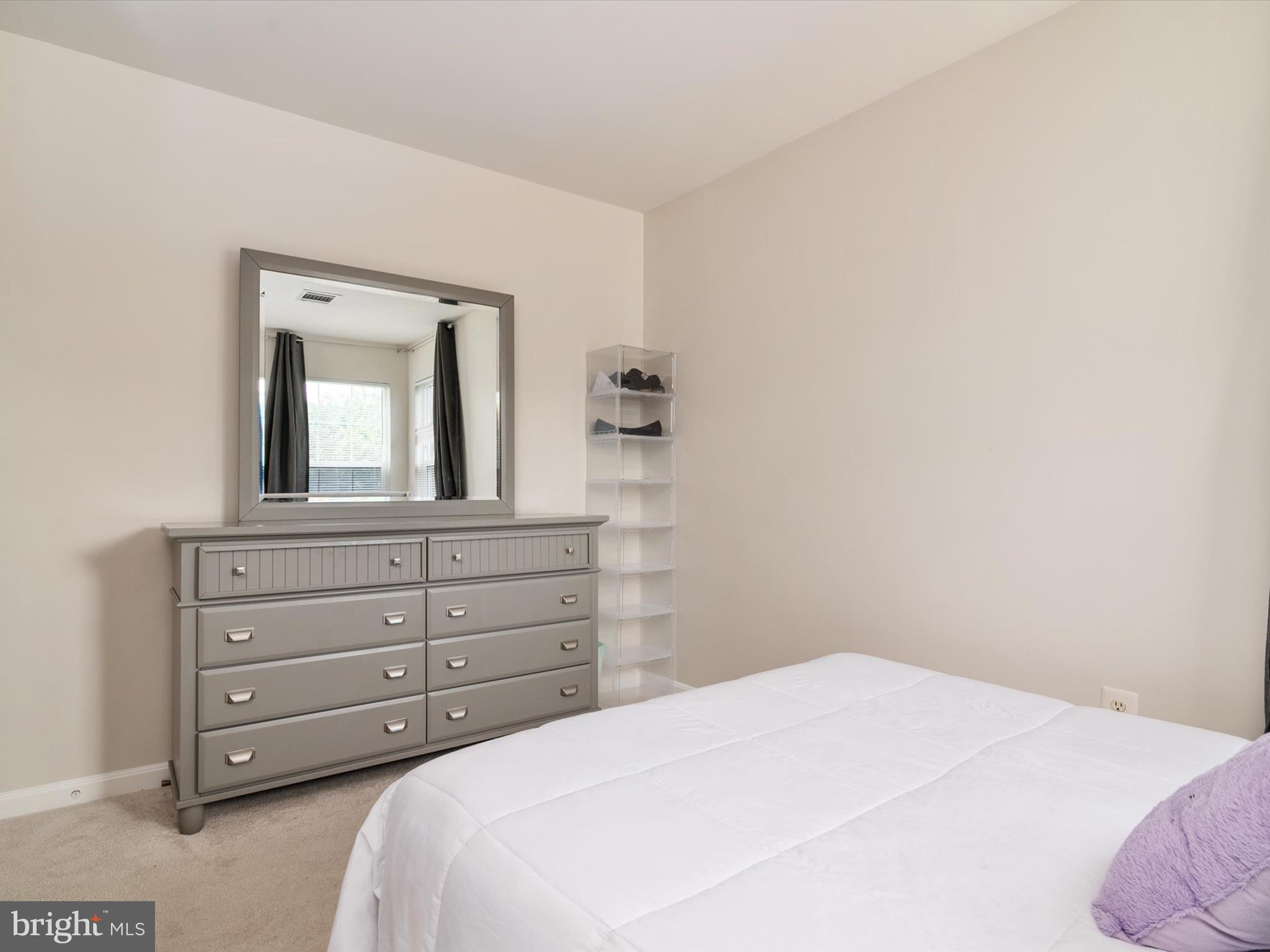 8500 TOPAZ COURT