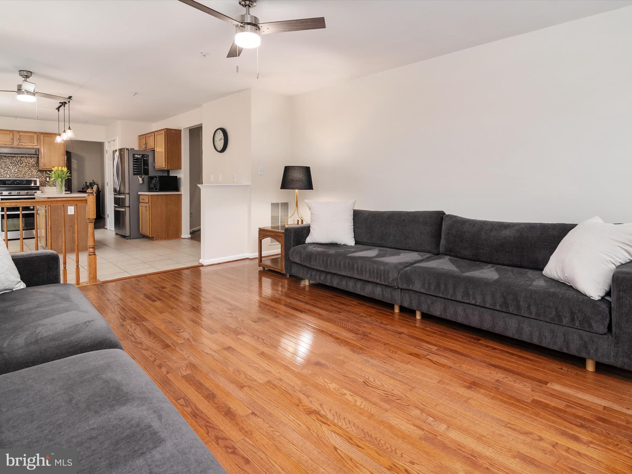 8500 TOPAZ COURT