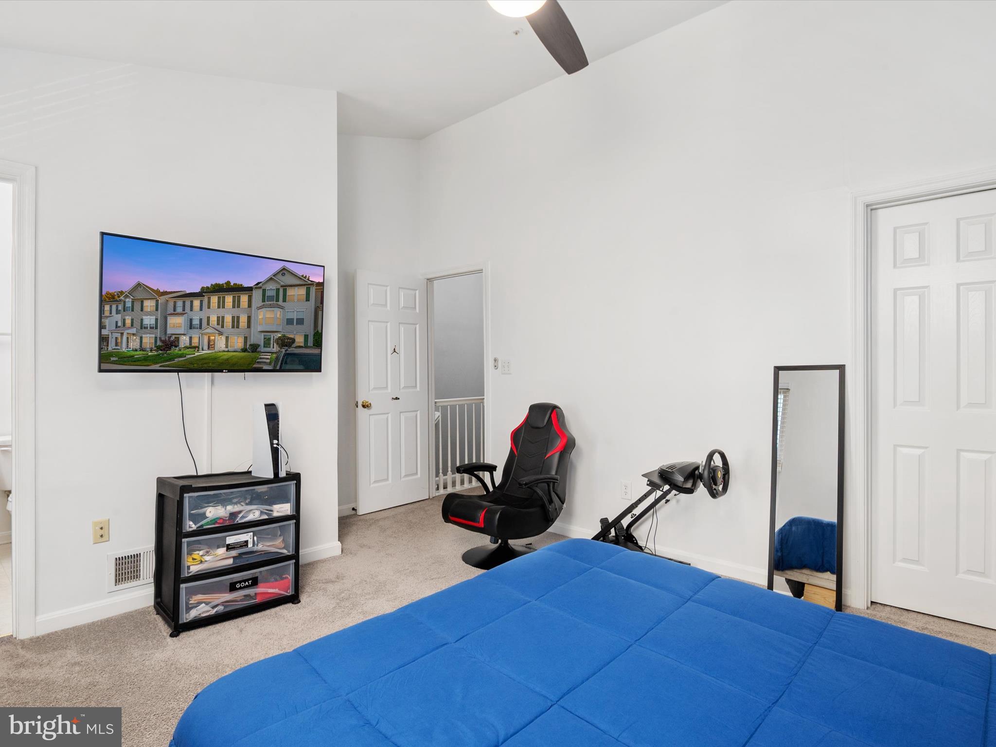6106 ROSE BAY DRIVE