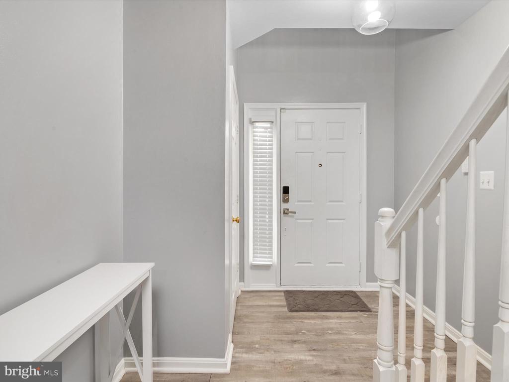 6106 ROSE BAY DRIVE