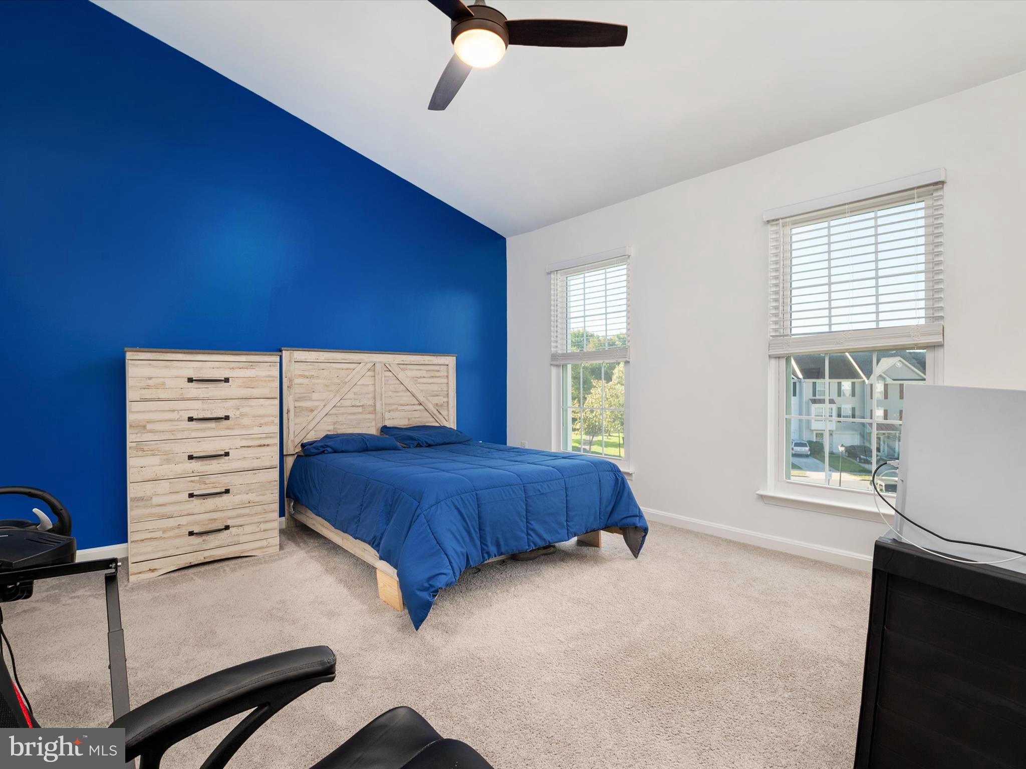 6106 ROSE BAY DRIVE