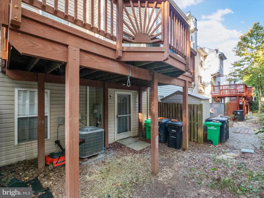 6106 ROSE BAY DRIVE