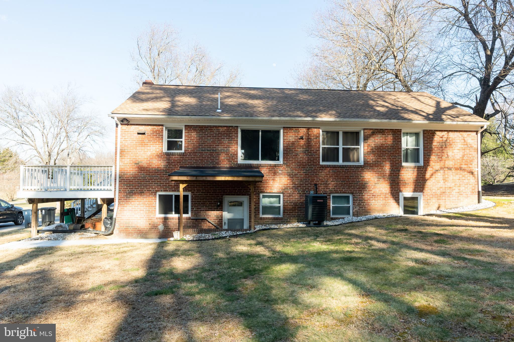 3201 MERRYDALE DRIVE