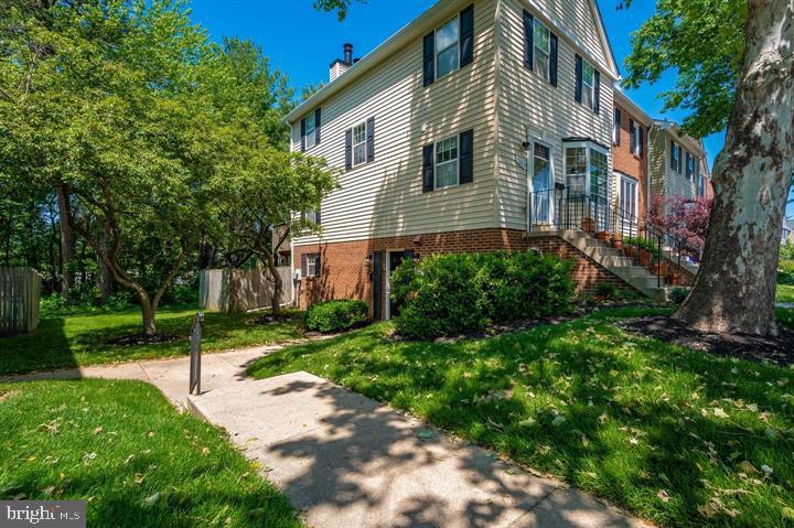 7642 N ARBORY WAY Unit: 136