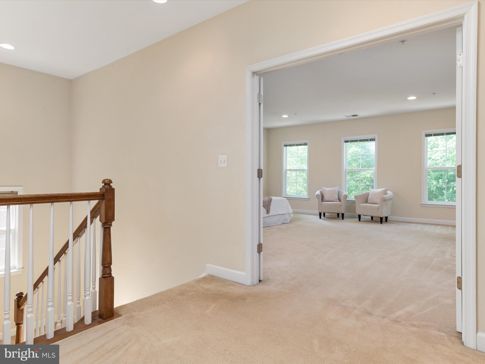 7245 WINDSOR LANE