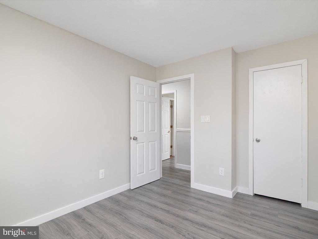 1207 WOODLARK DRIVE