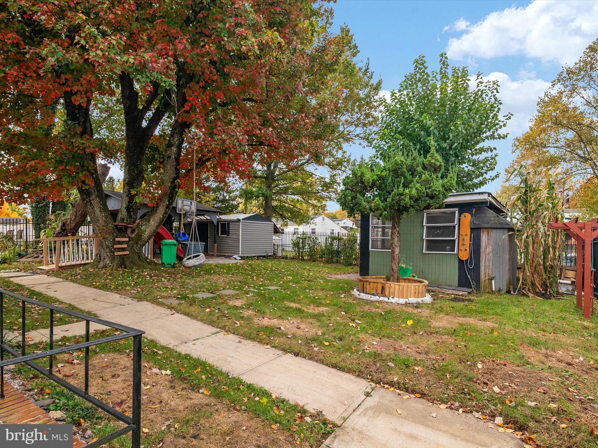 1207 WOODLARK DRIVE