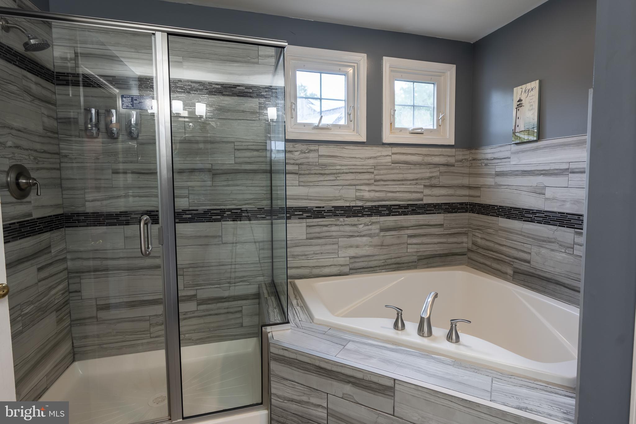 6004 GLENN STATION COURT