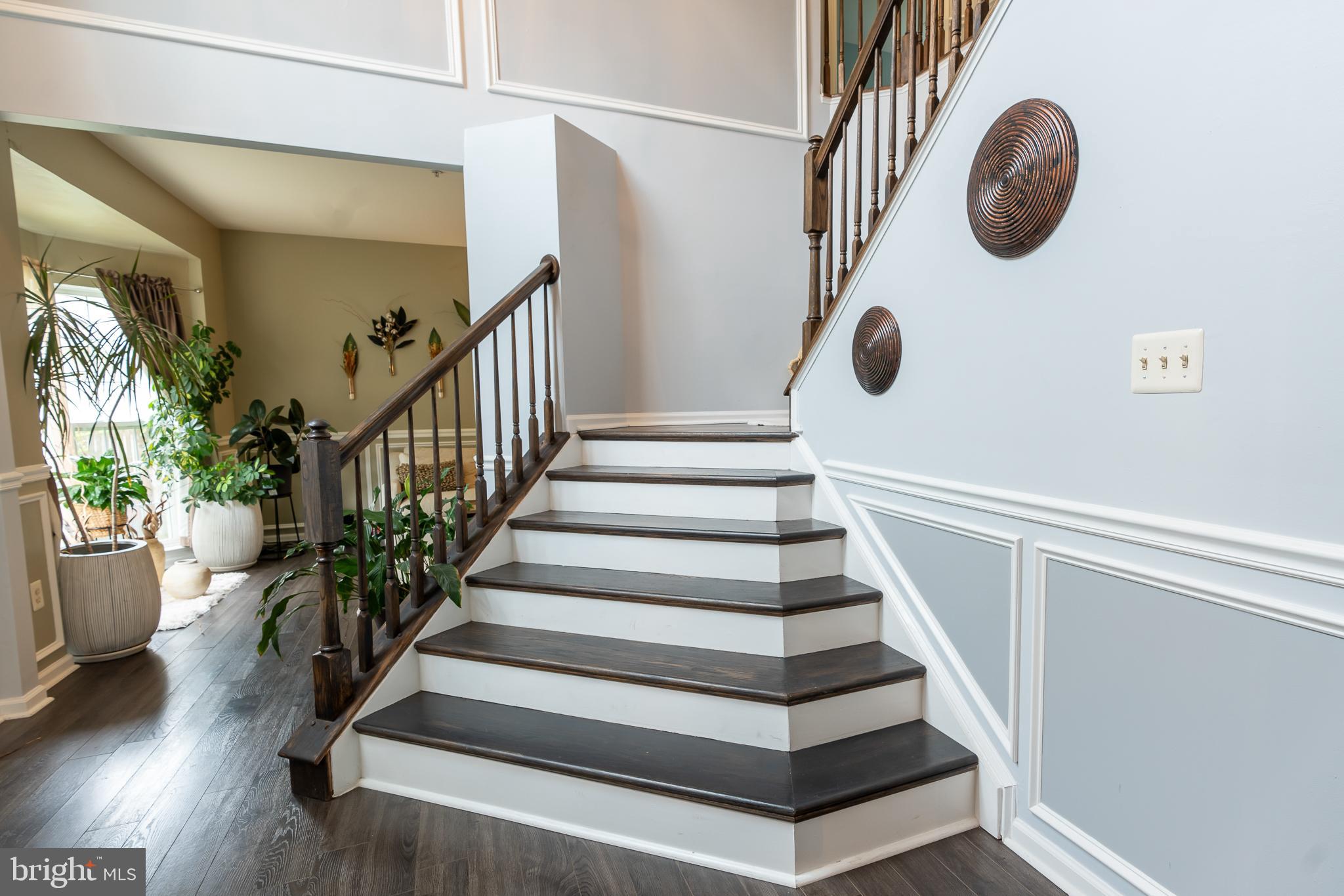 6004 GLENN STATION COURT
