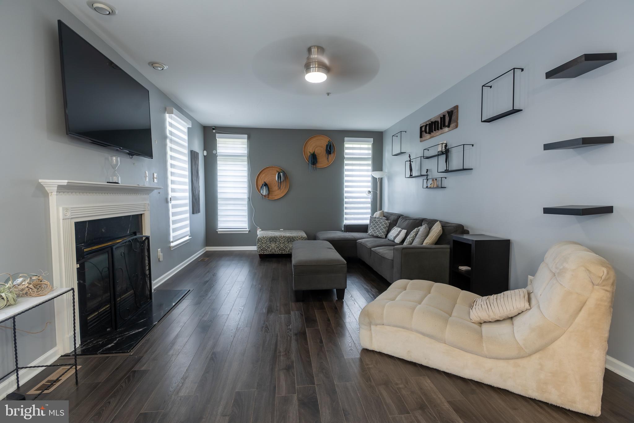 6004 GLENN STATION COURT