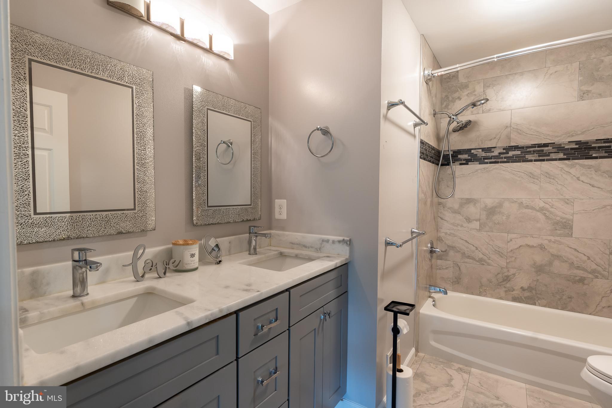 6004 GLENN STATION COURT