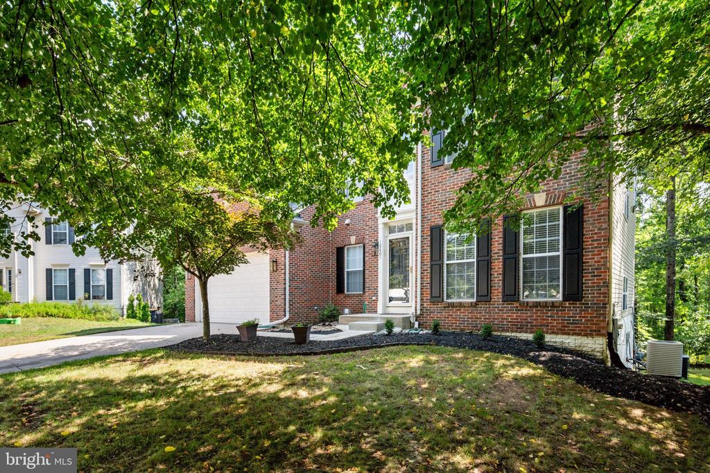 10601 WOOD POINTE TERRACE
