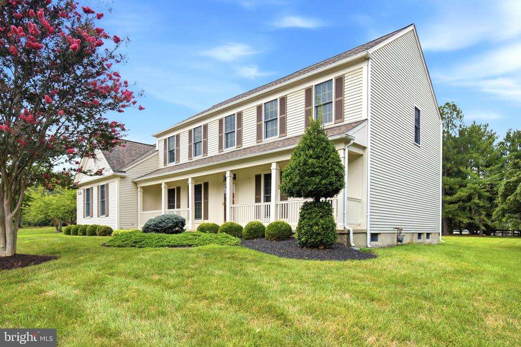 14407 SECRETARIAT DRIVE