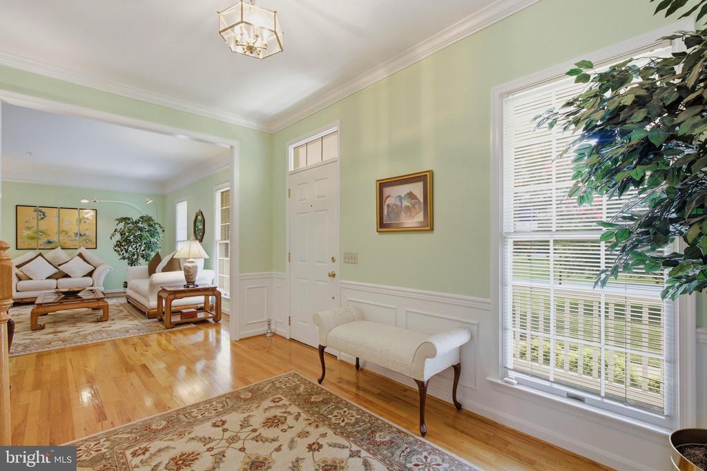 14407 SECRETARIAT DRIVE