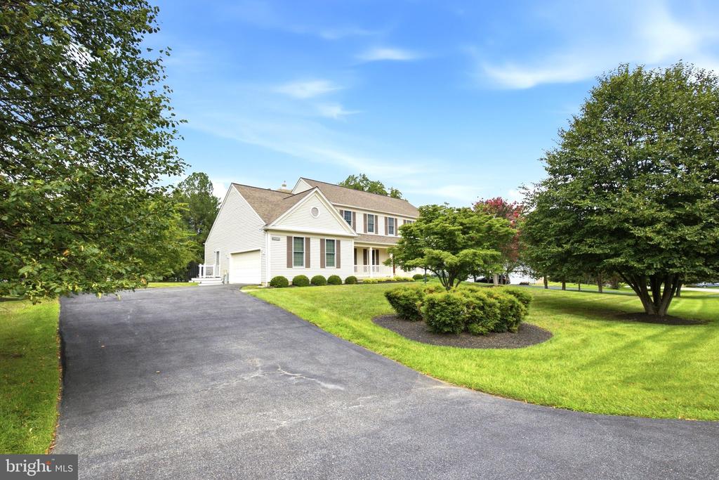 14407 SECRETARIAT DRIVE