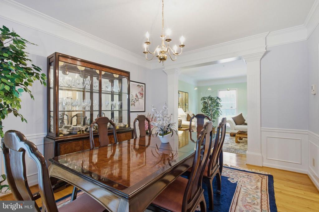 14407 SECRETARIAT DRIVE