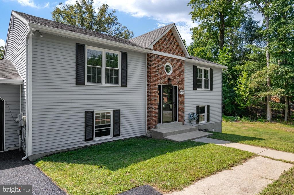8510 SCHULTZ ROAD