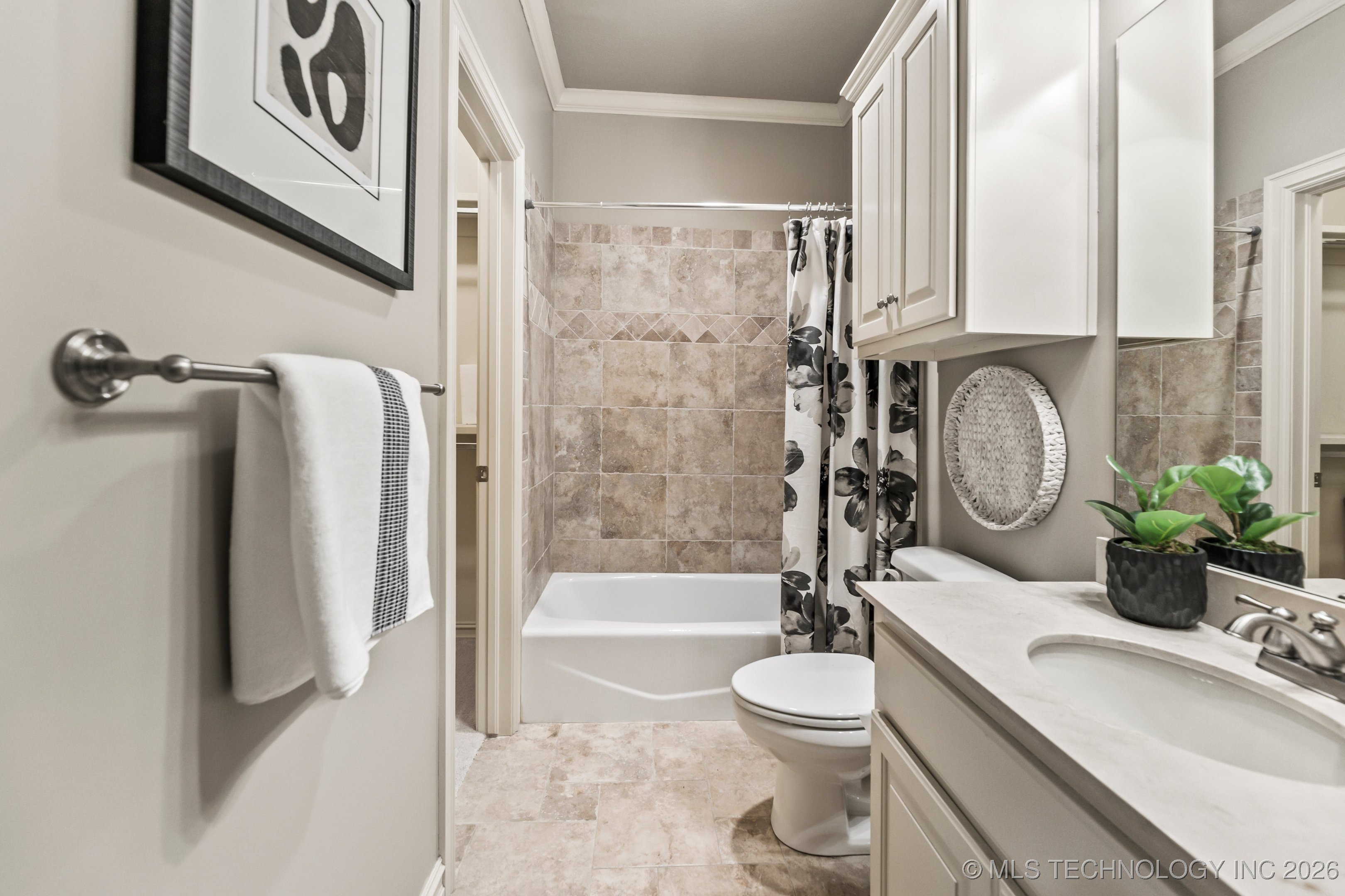 11908 S Sandusky Avenue