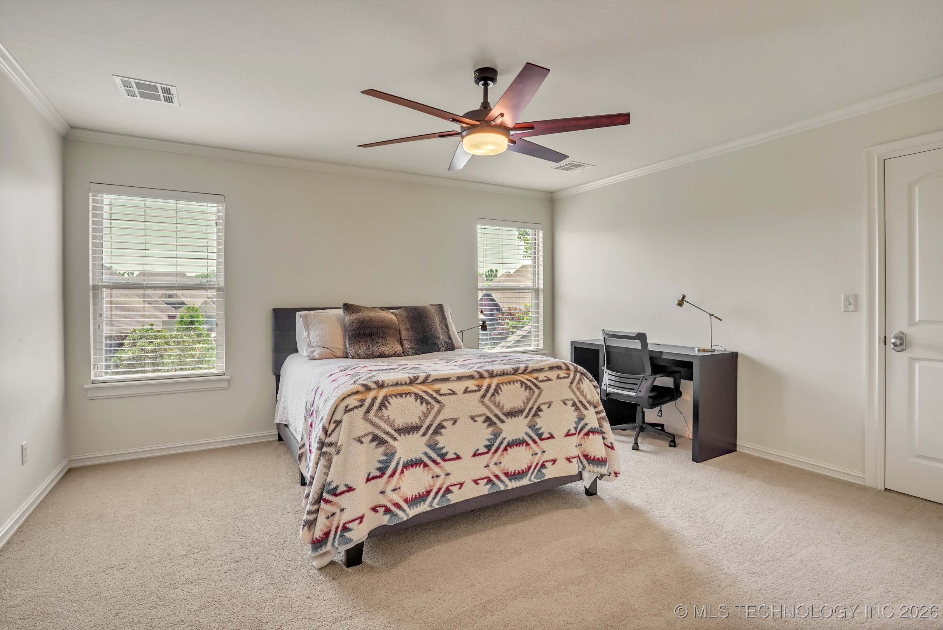 11908 S Sandusky Avenue