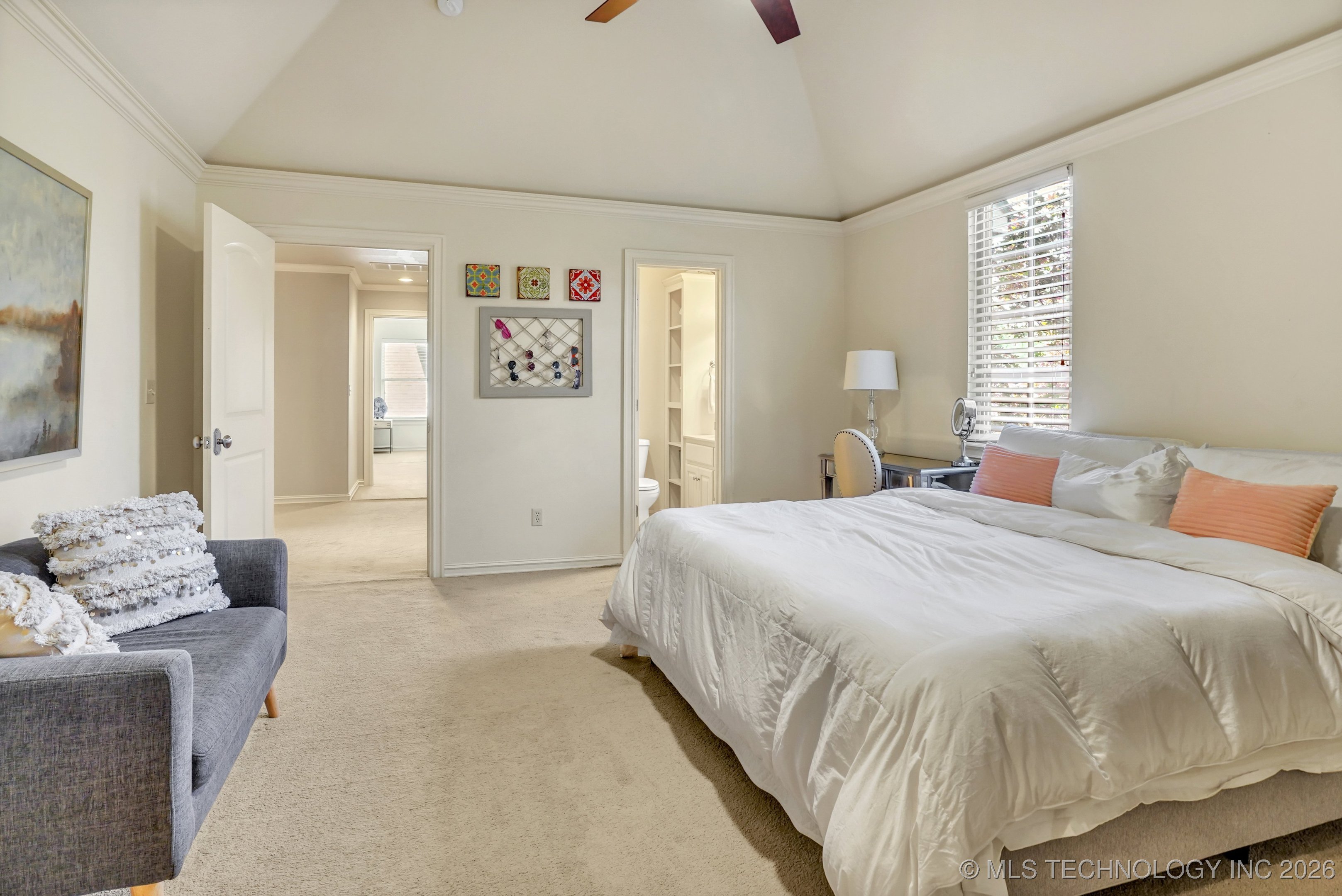 11908 S Sandusky Avenue