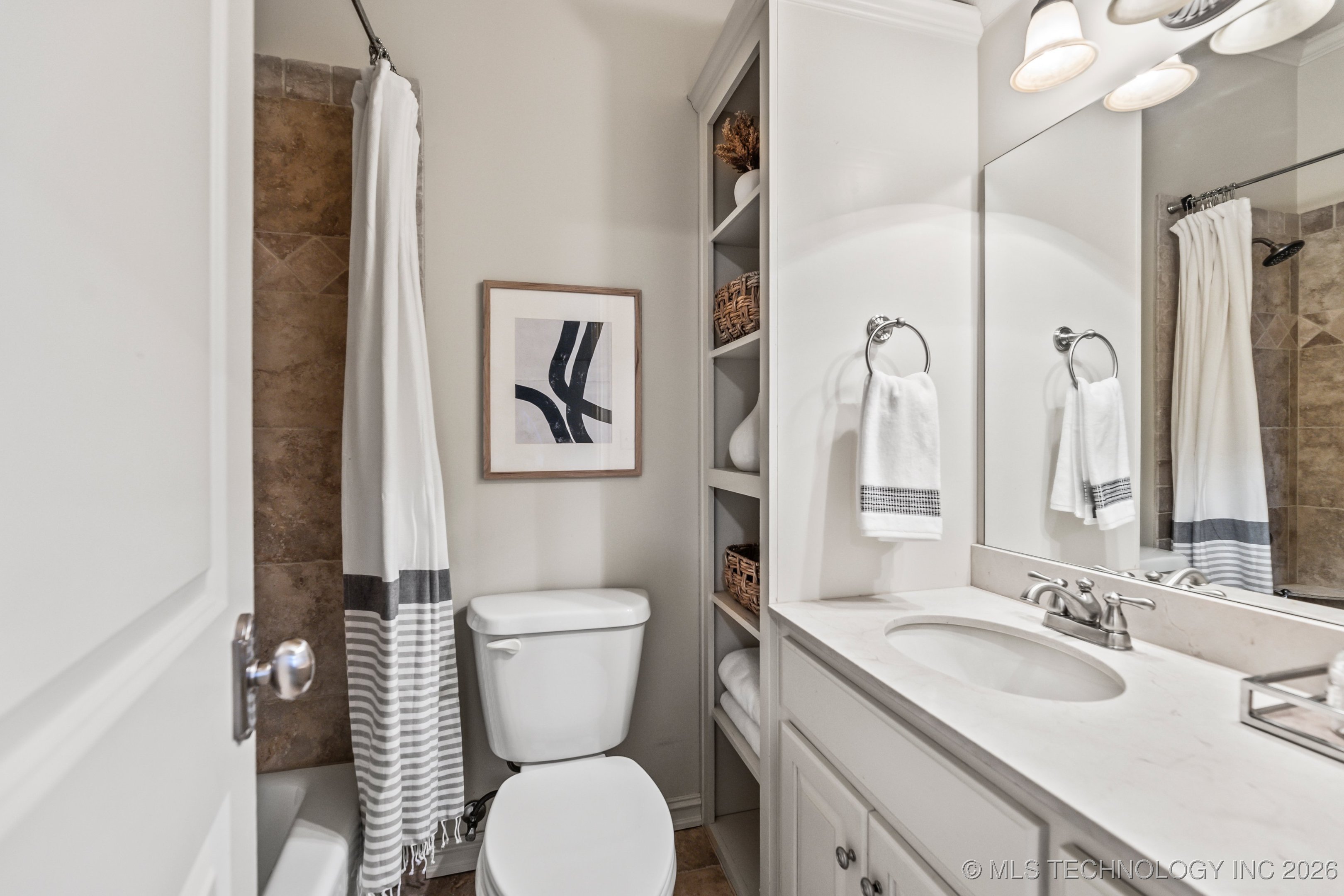 11908 S Sandusky Avenue