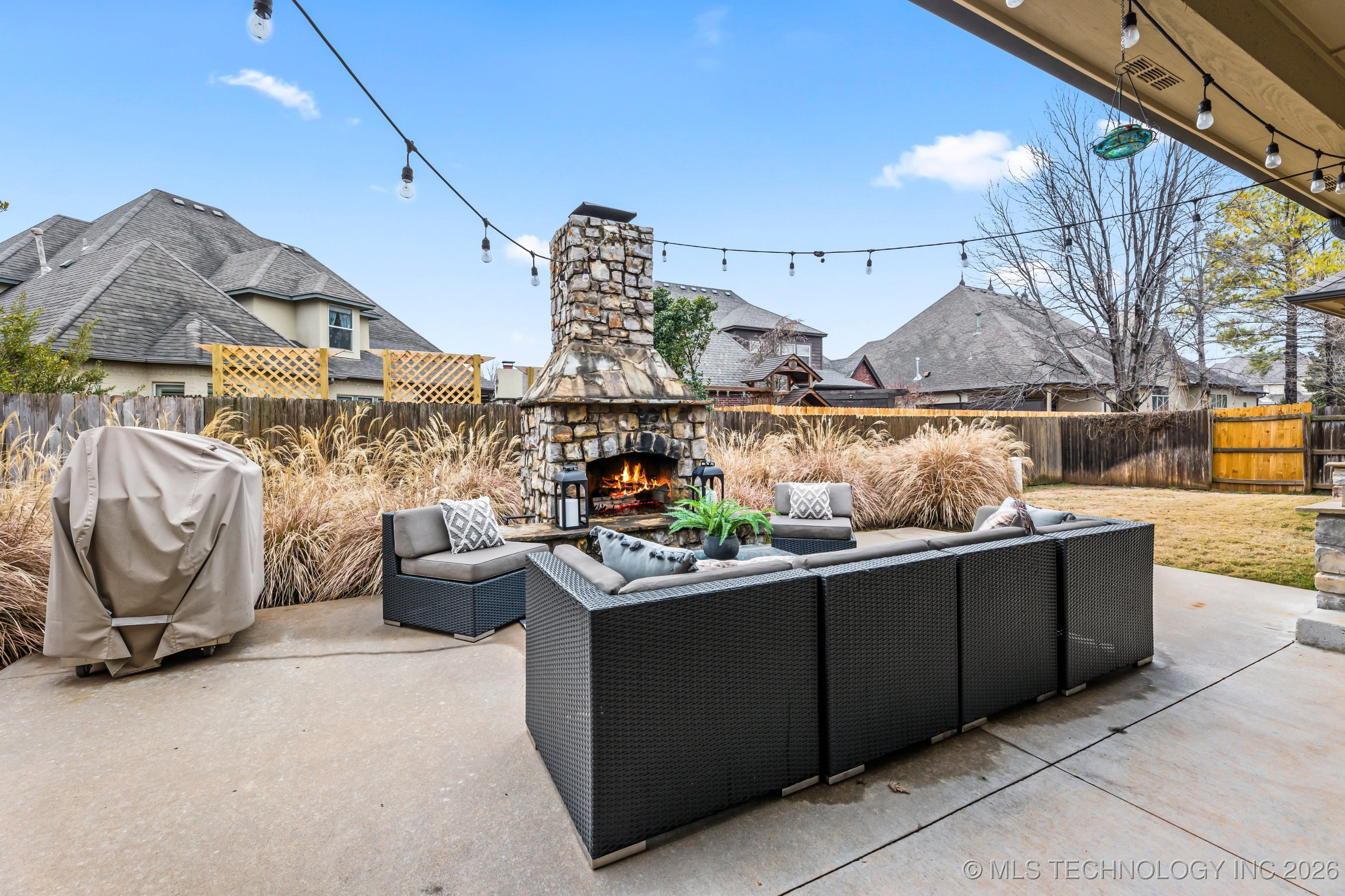 11908 S Sandusky Avenue