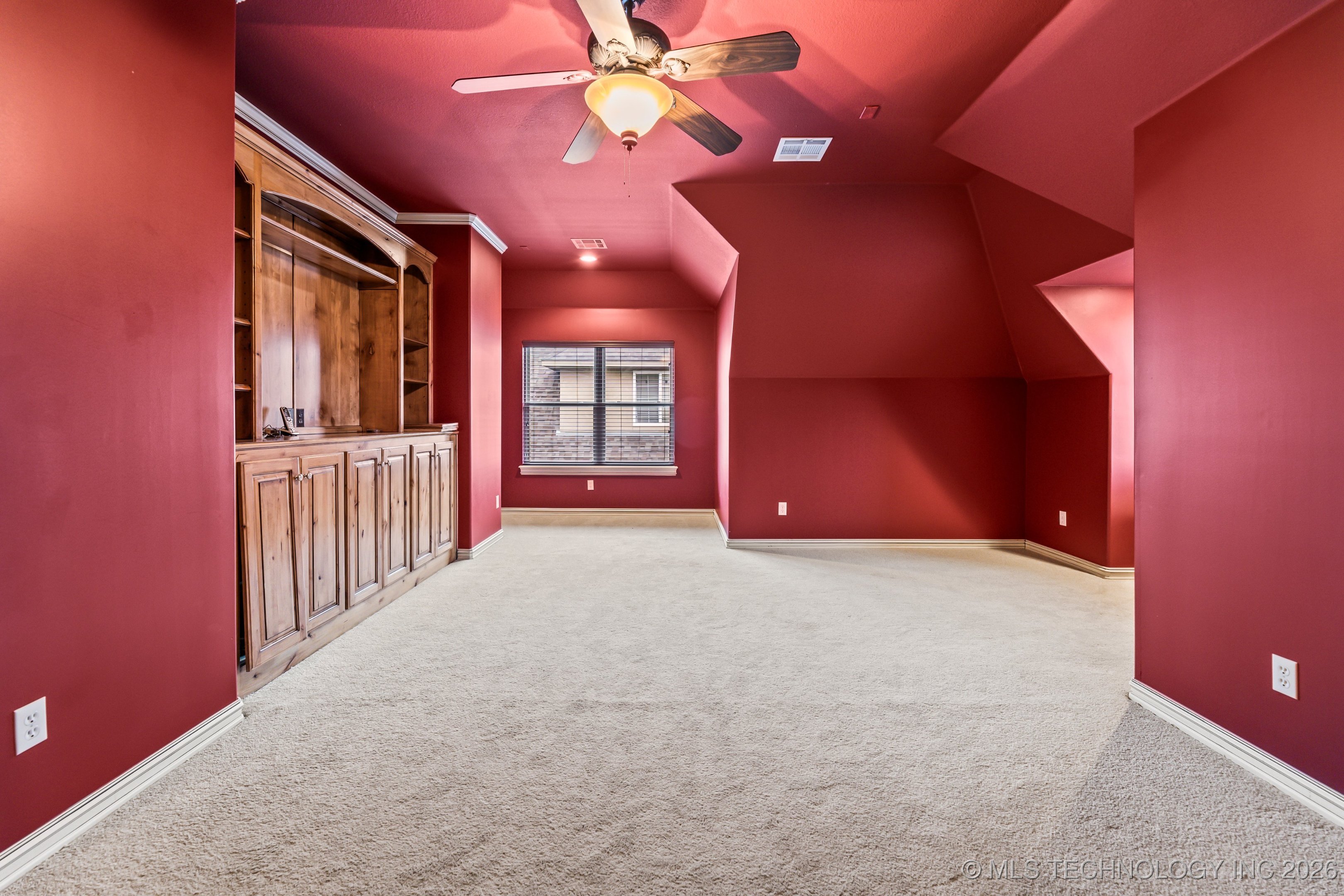 11908 S Sandusky Avenue