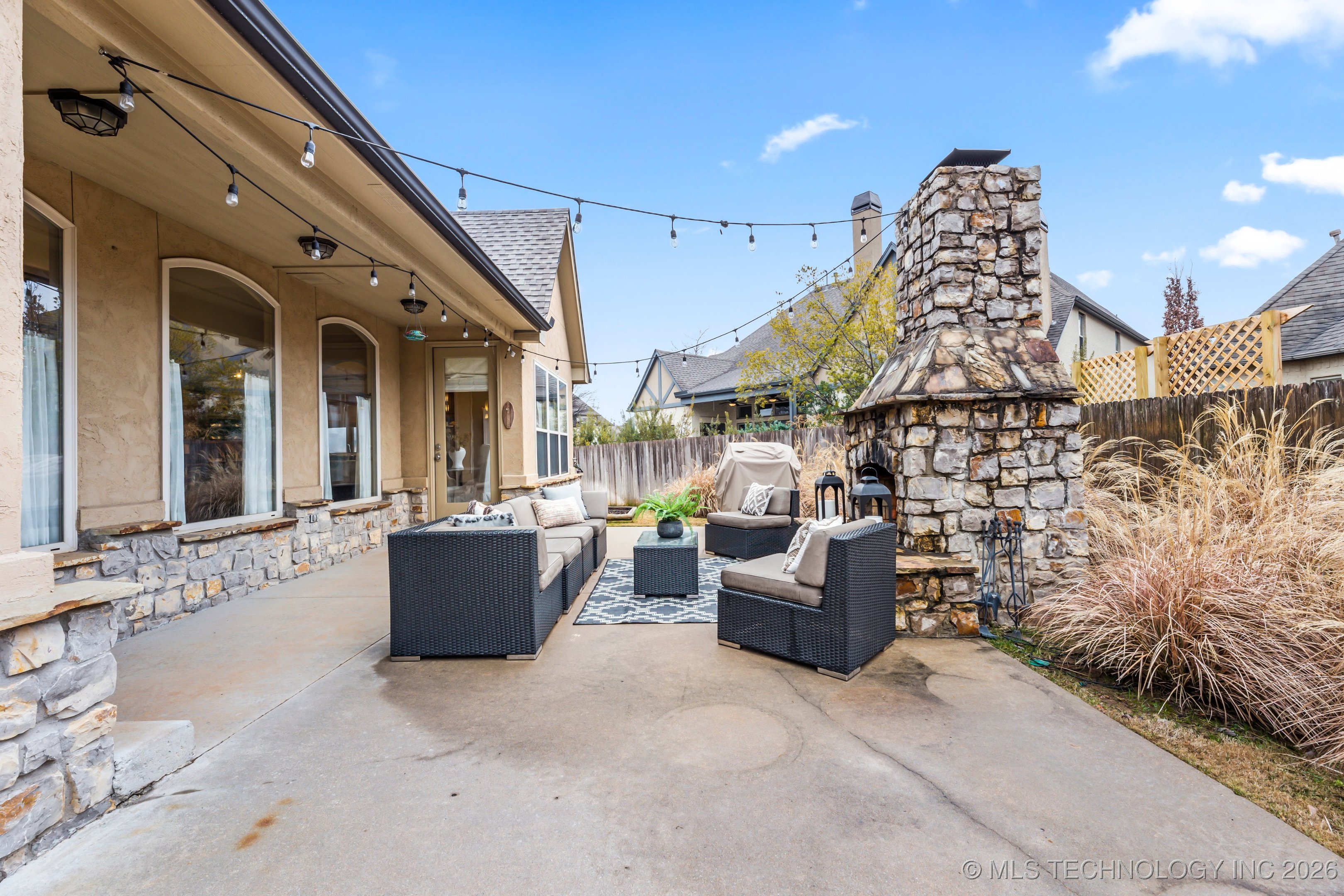 11908 S Sandusky Avenue