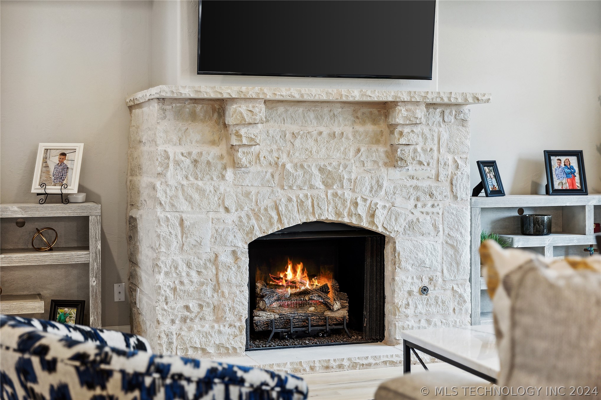 2924 S Olympia Street