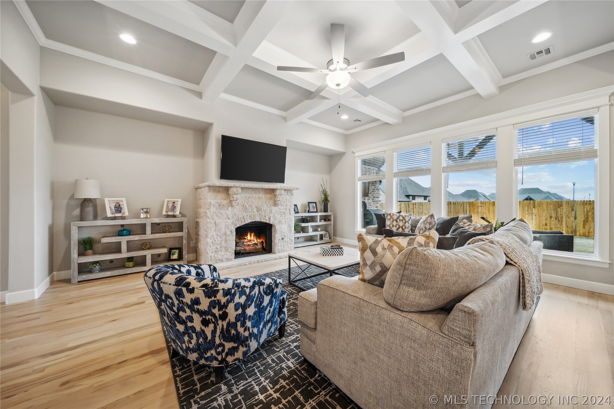 2924 S Olympia Street