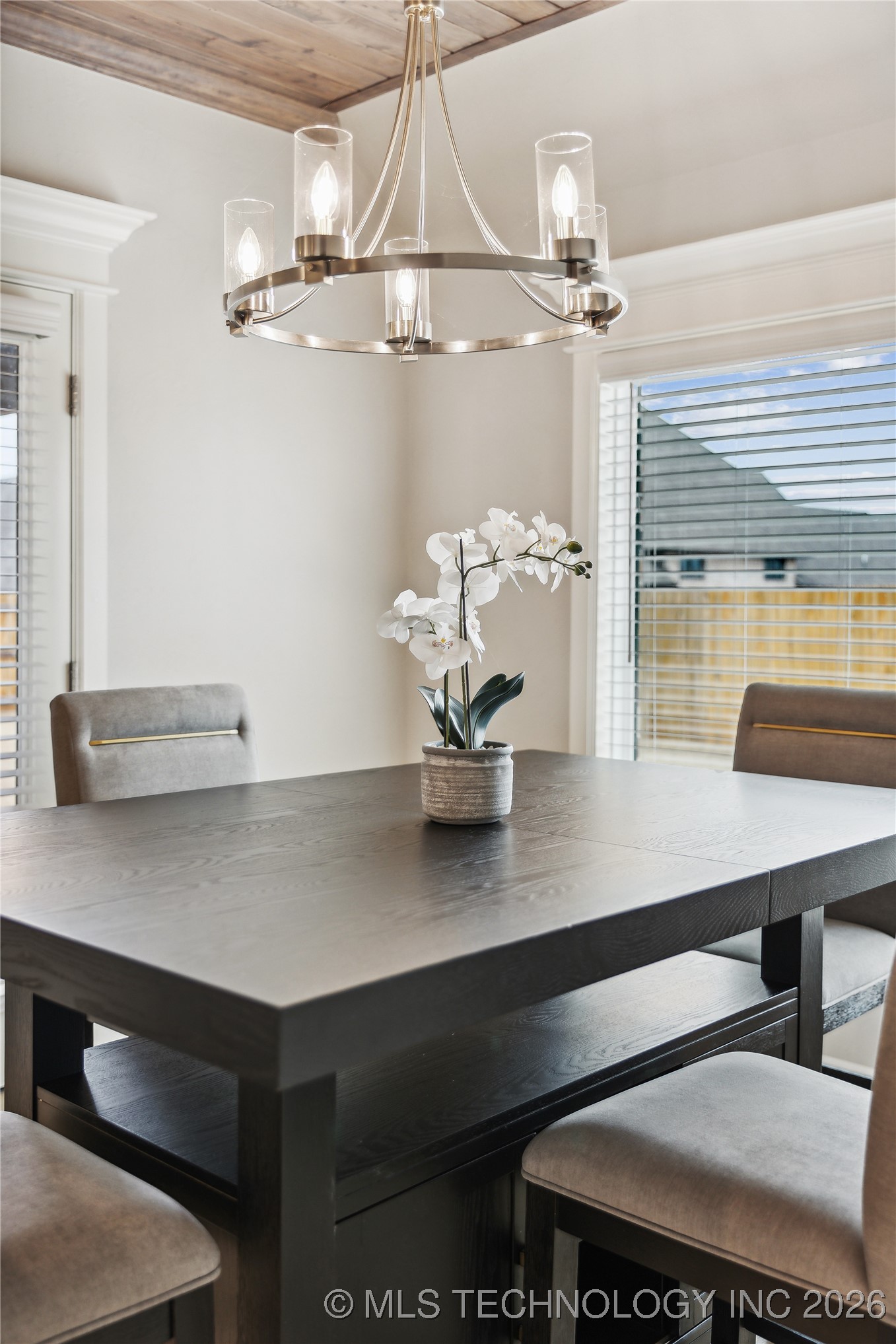 2924 S Olympia Street