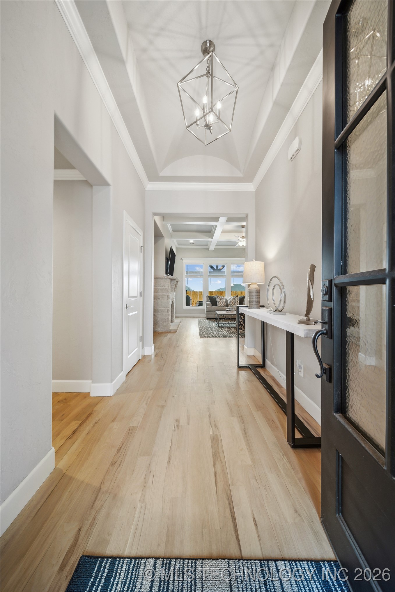 2924 S Olympia Street