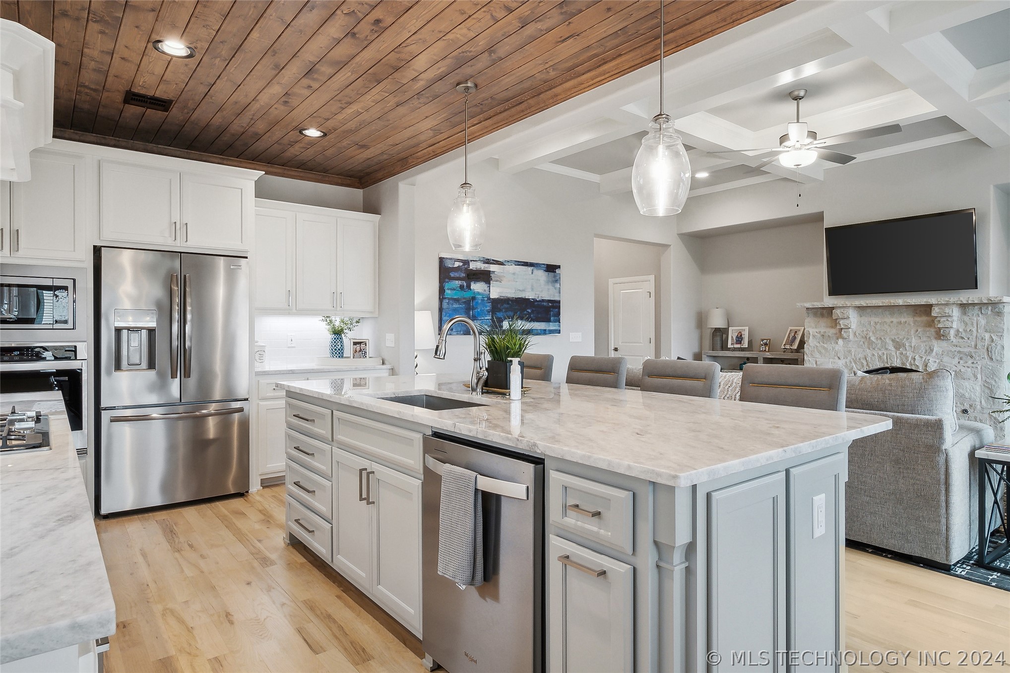 2924 S Olympia Street