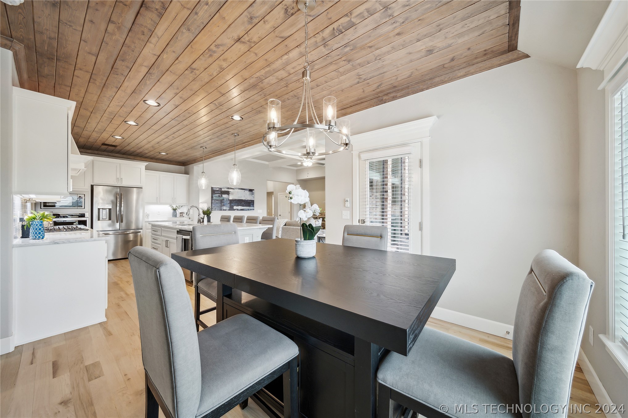 2924 S Olympia Street