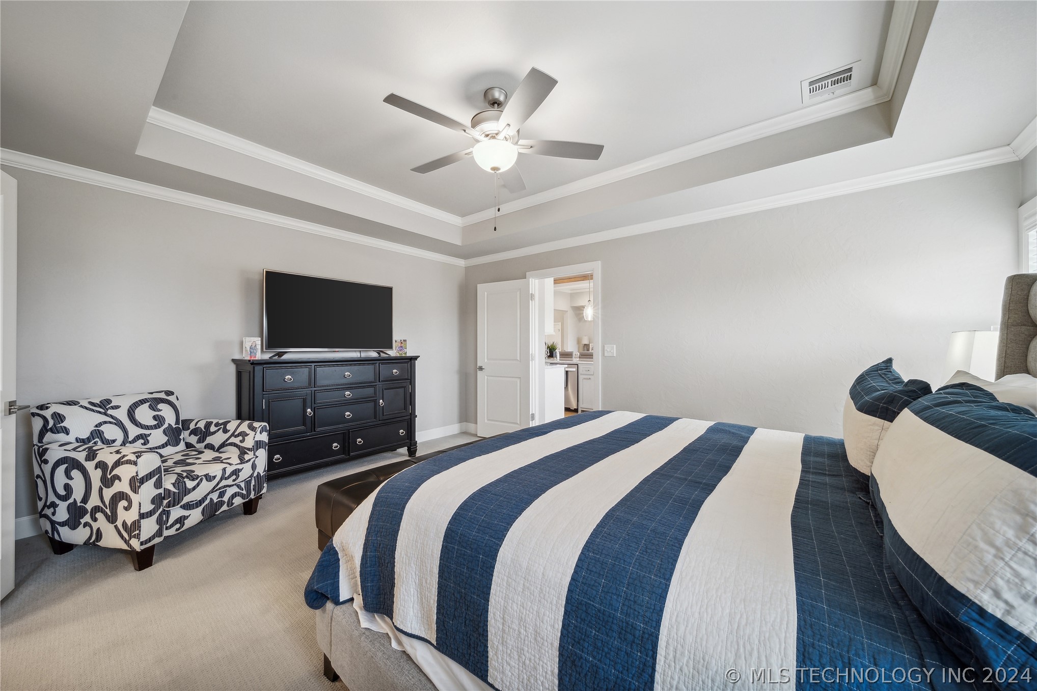 2924 S Olympia Street