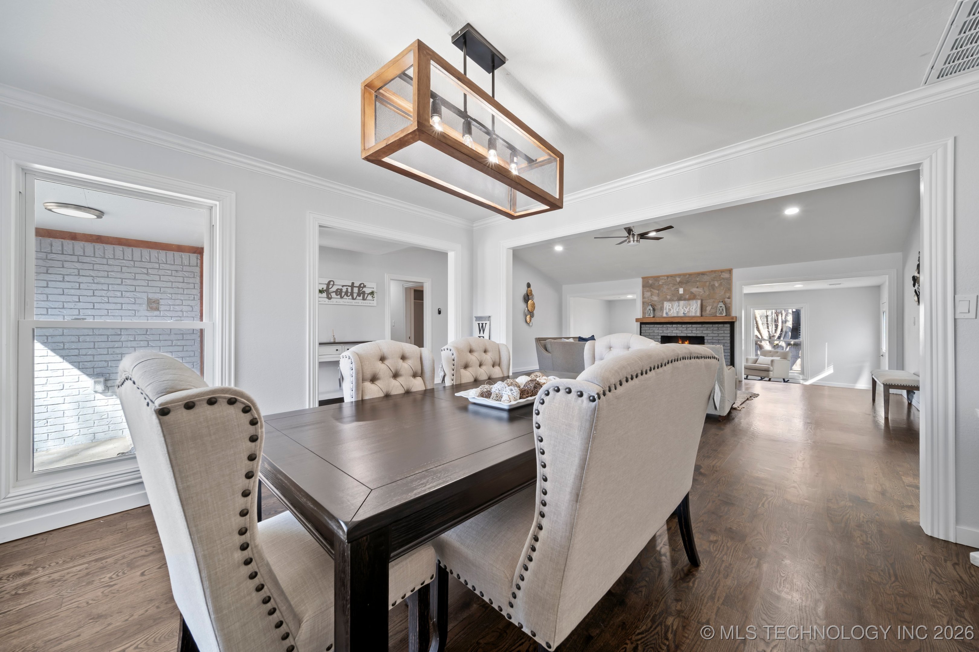 8137 S 76th East Avenue