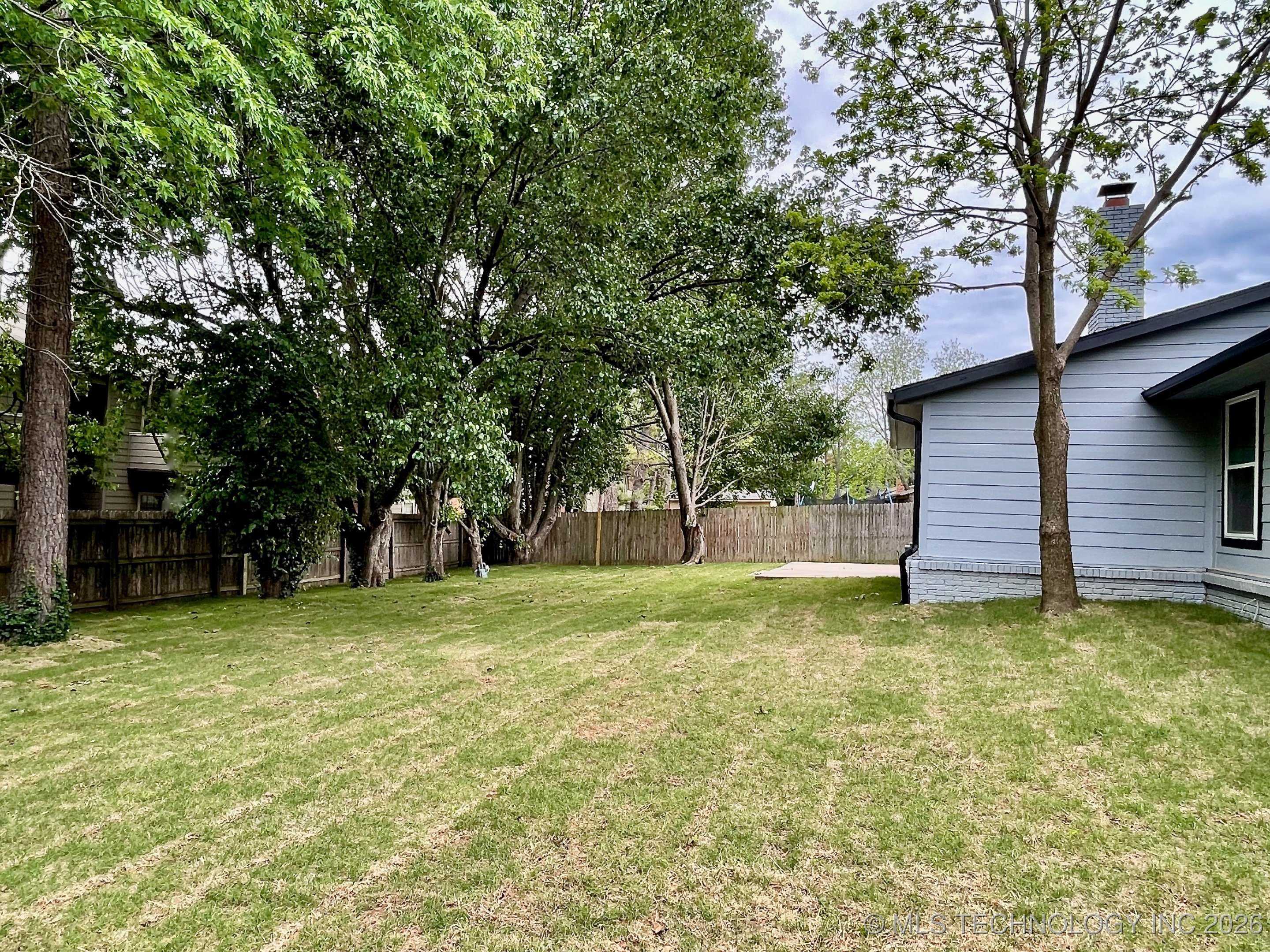 8137 S 76th East Avenue