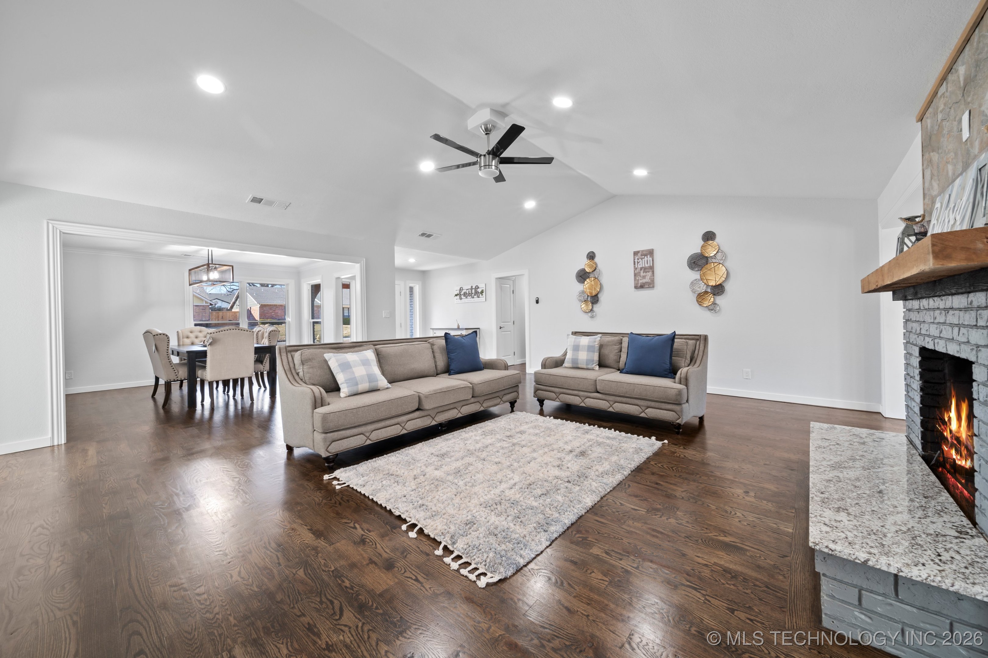 8137 S 76th East Avenue