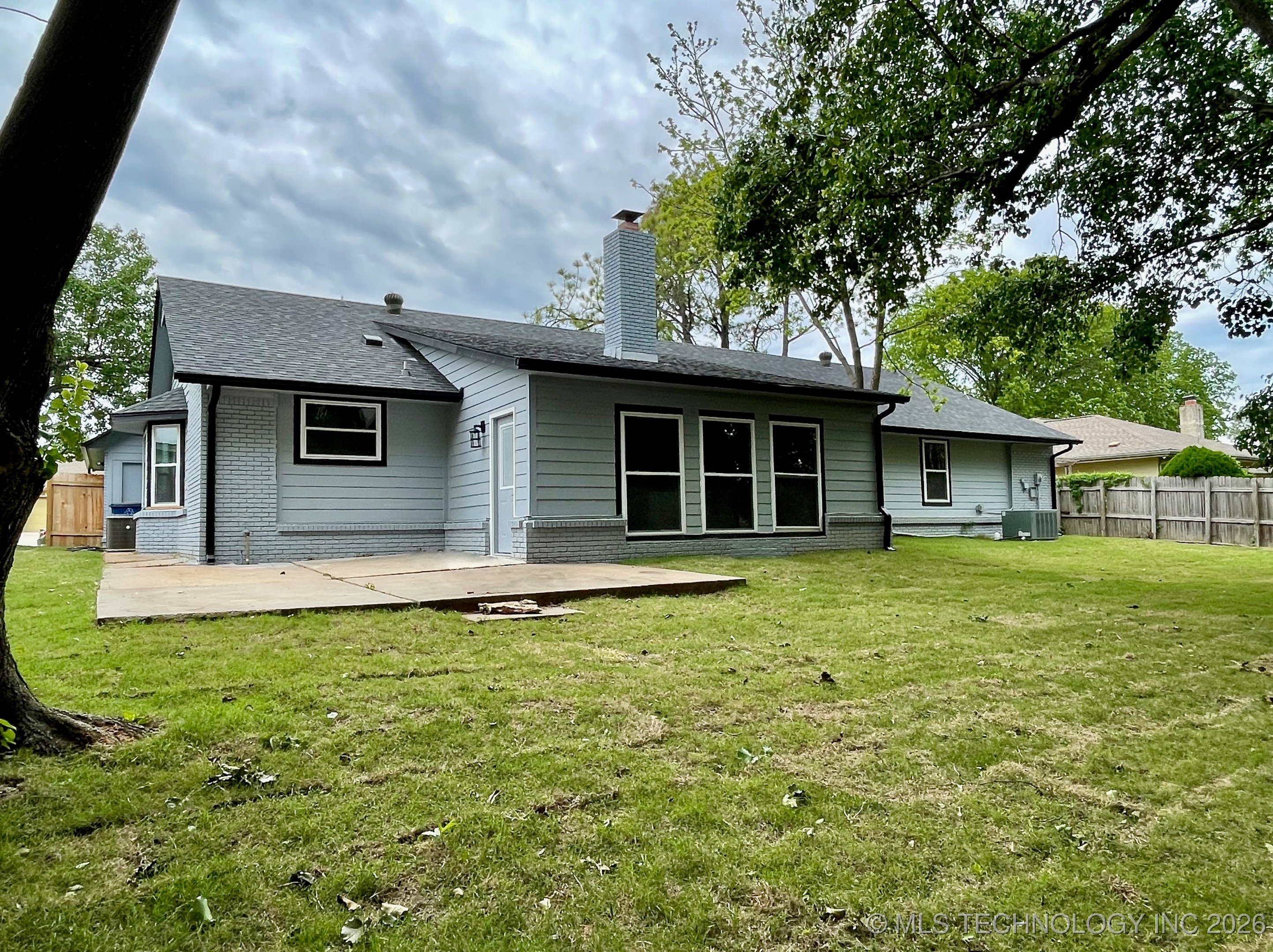 8137 S 76th East Avenue