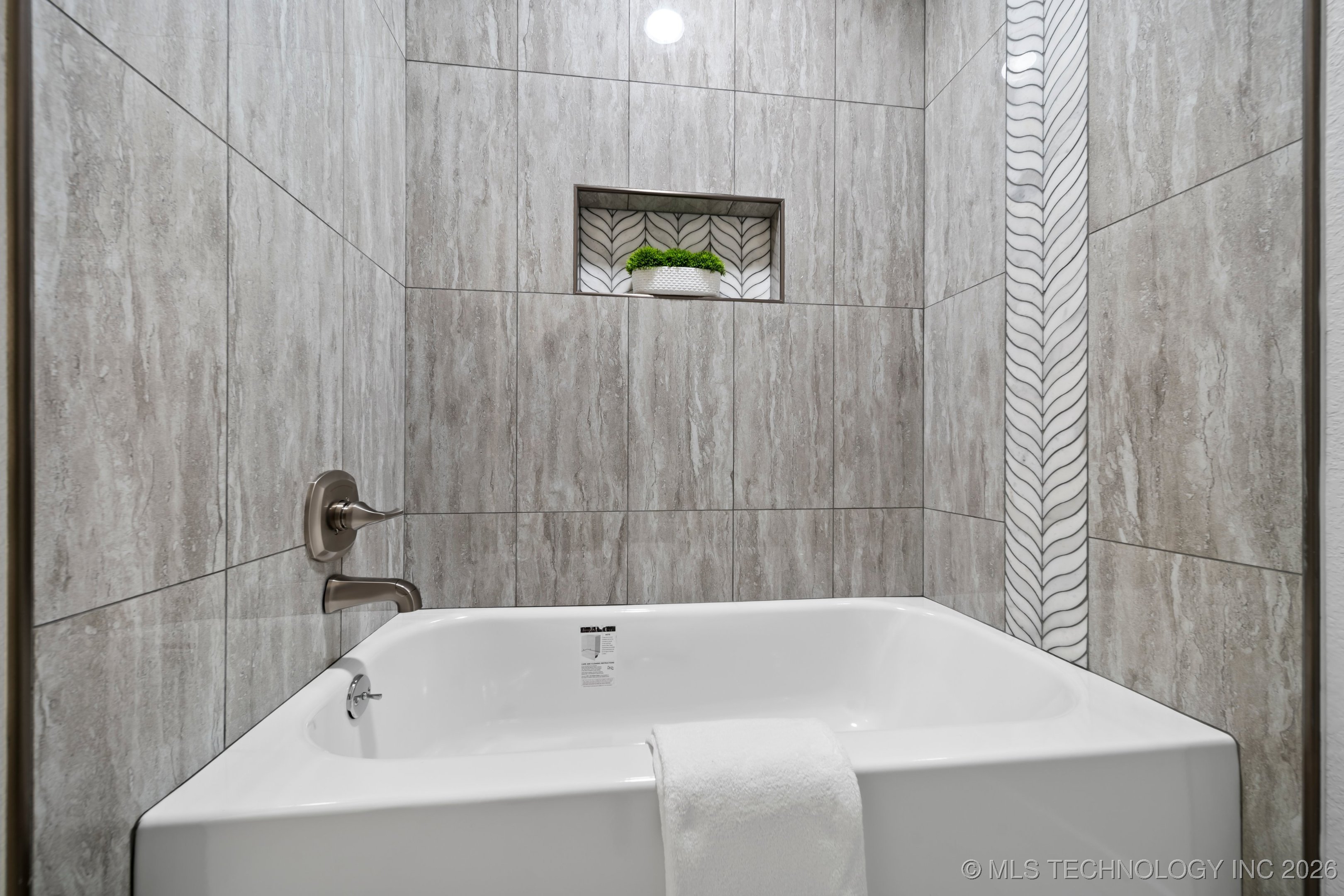 8137 S 76th East Avenue