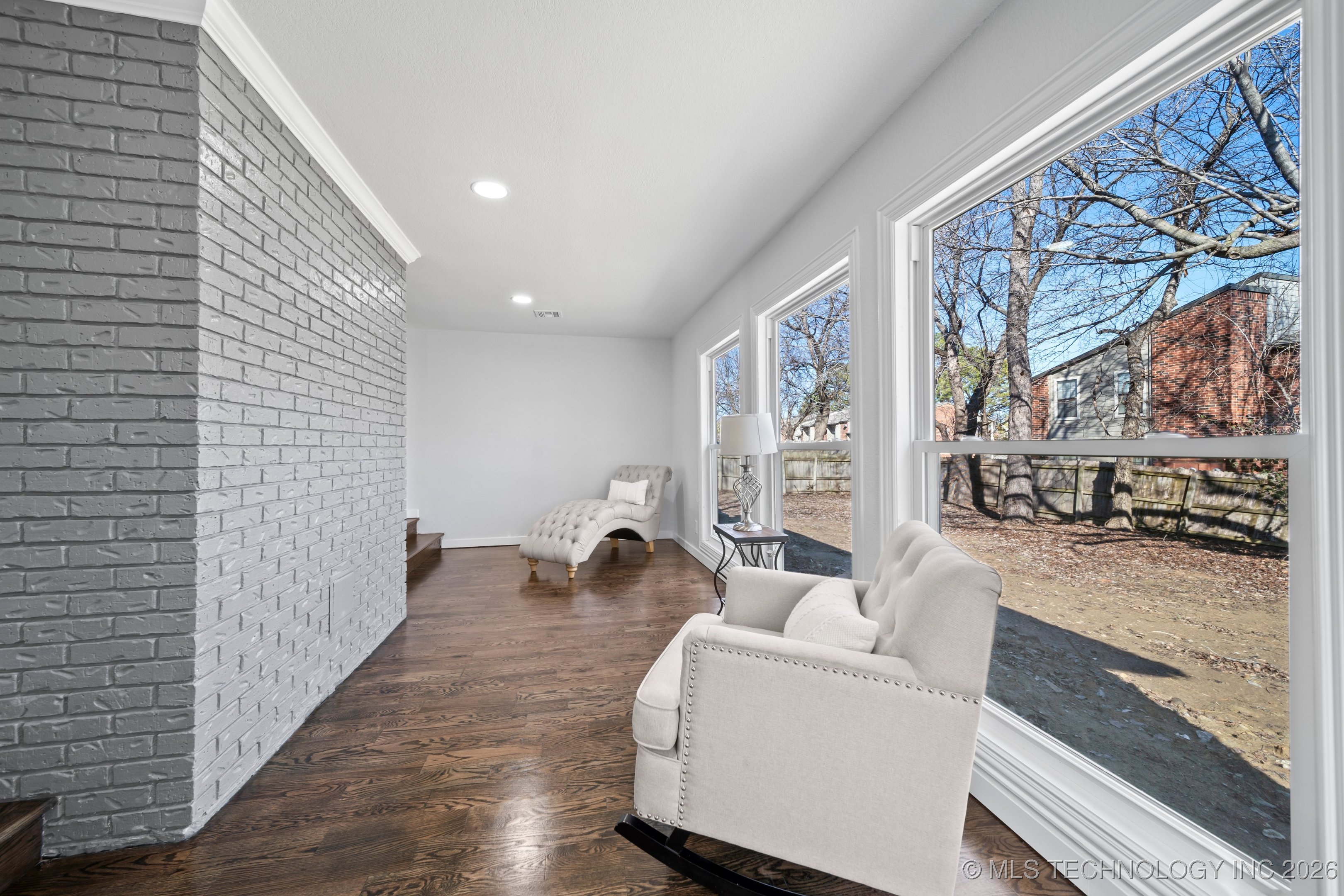 8137 S 76th East Avenue