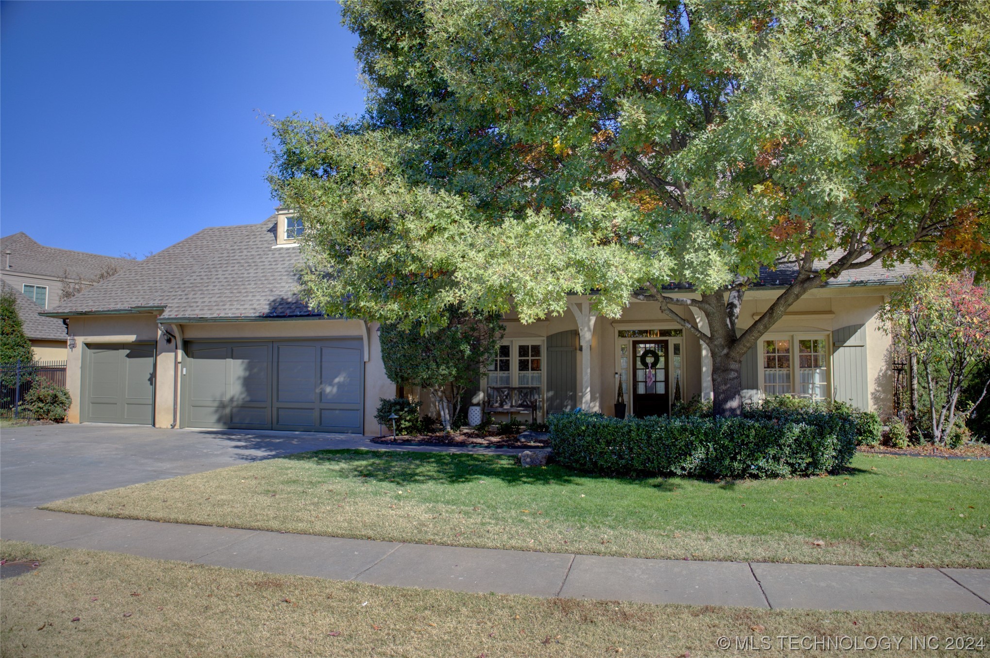 10819 S 91st East Avenue